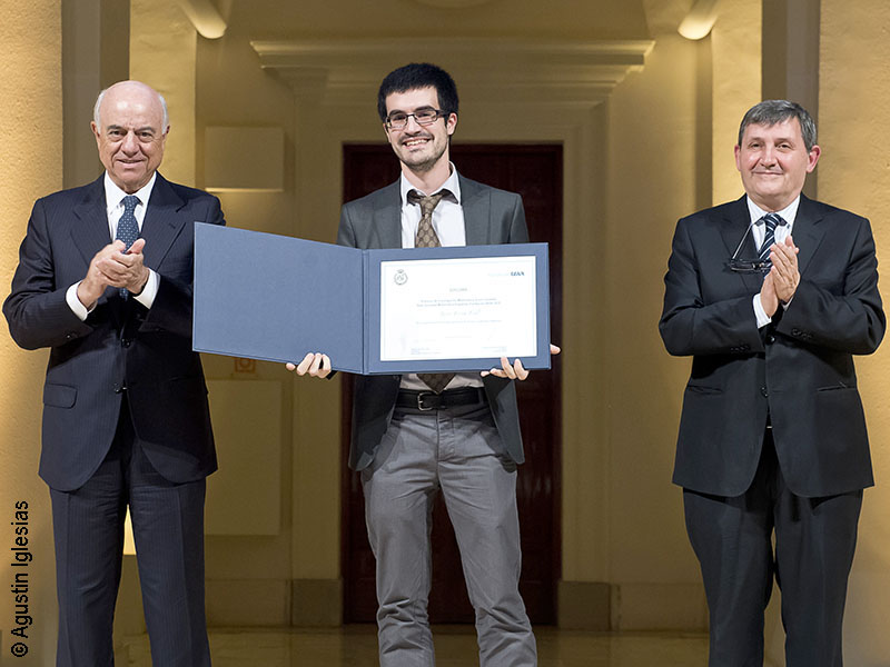 Enlarged view: Javier Fresan at the award ceremony